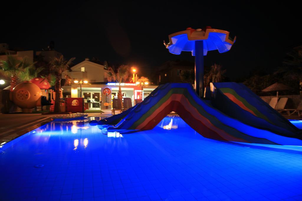 Club Alpina Hotel Marmaris Buitenkant foto