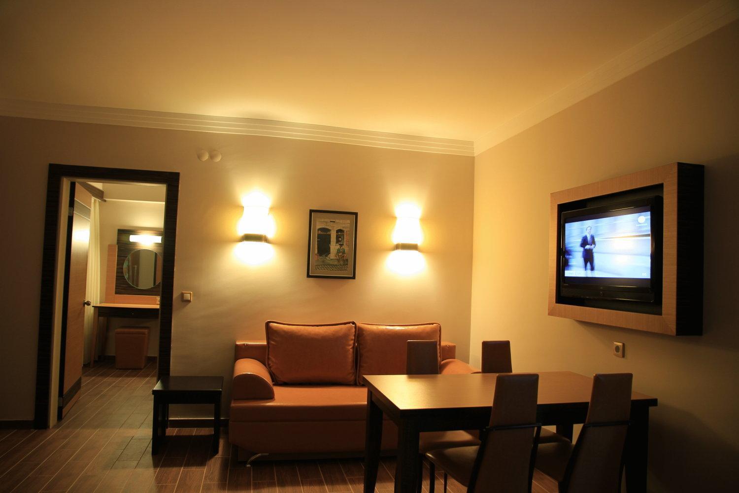 Club Alpina Hotel Marmaris Buitenkant foto