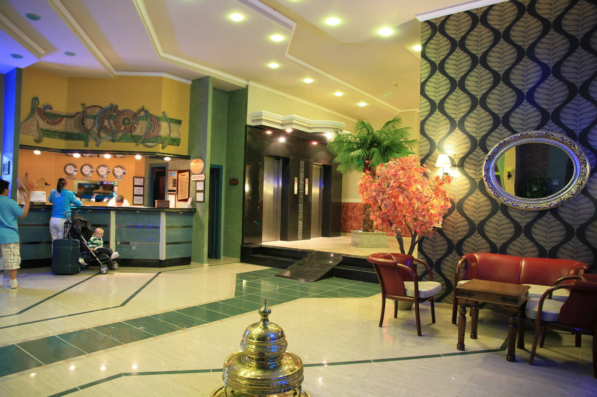 Club Alpina Hotel Marmaris Buitenkant foto