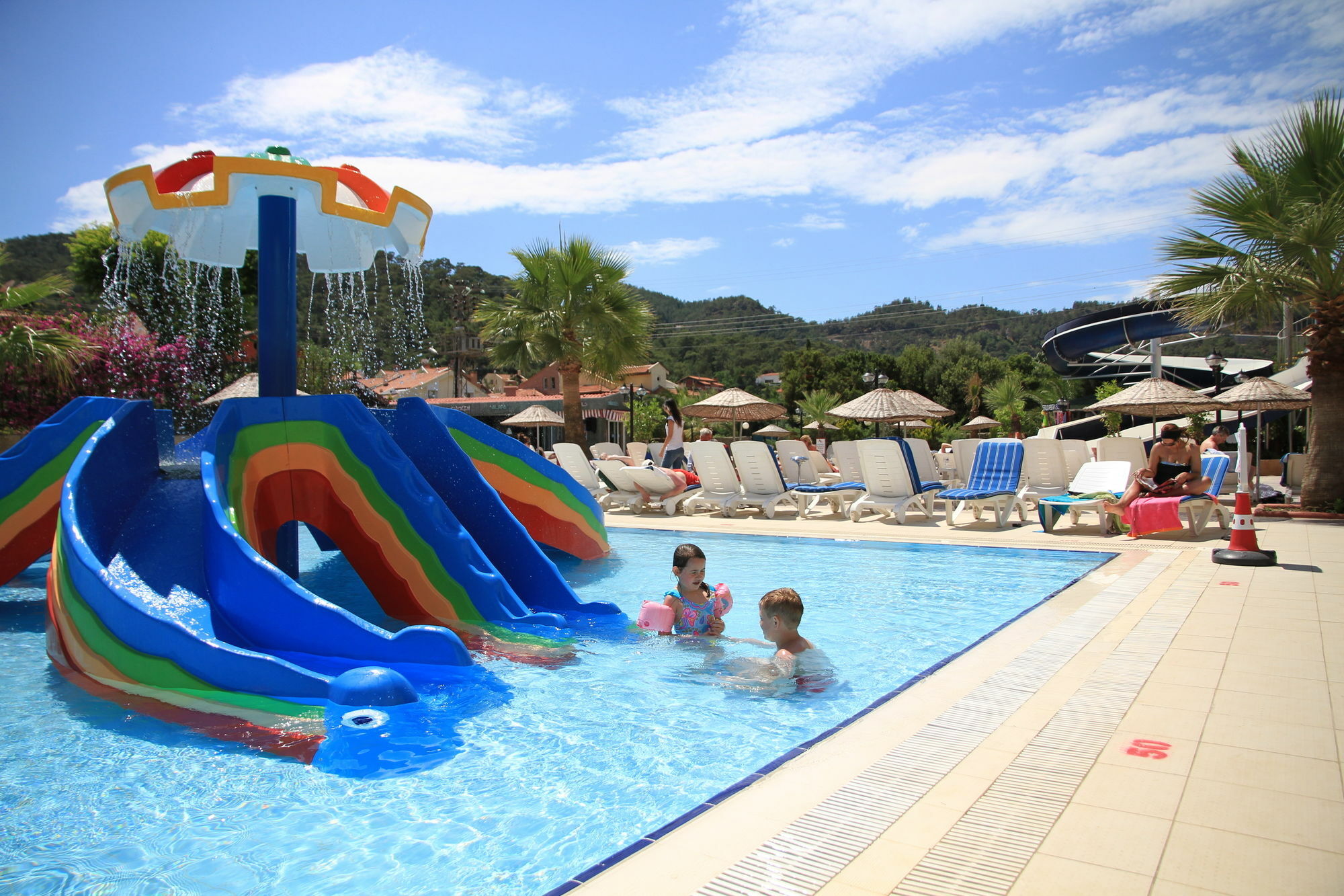 Club Alpina Hotel Marmaris Buitenkant foto
